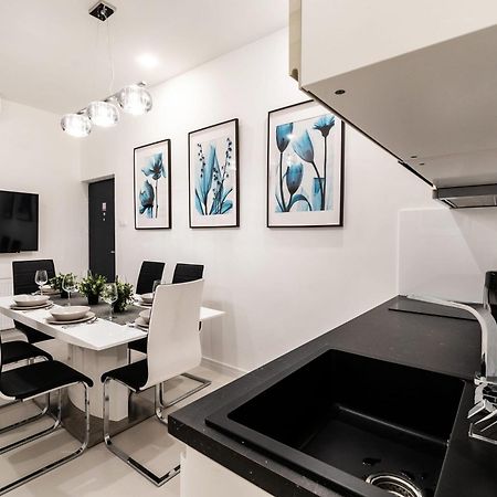 Quiet Very Central & Stylish Apt Budapest Exteriör bild